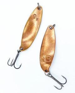 Luga Right 9гр. 5.5см. Медь блесна Acoustic Baits купить по низкой цене